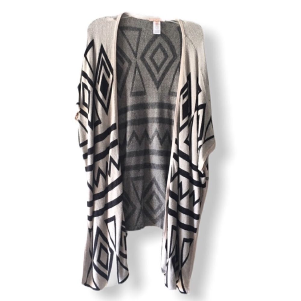 Gibson Latimer Tribal Print Sleeveless Topper